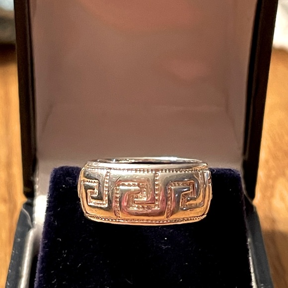 Sterling silver Greek Key ring size 6 - Picture 2 of 5